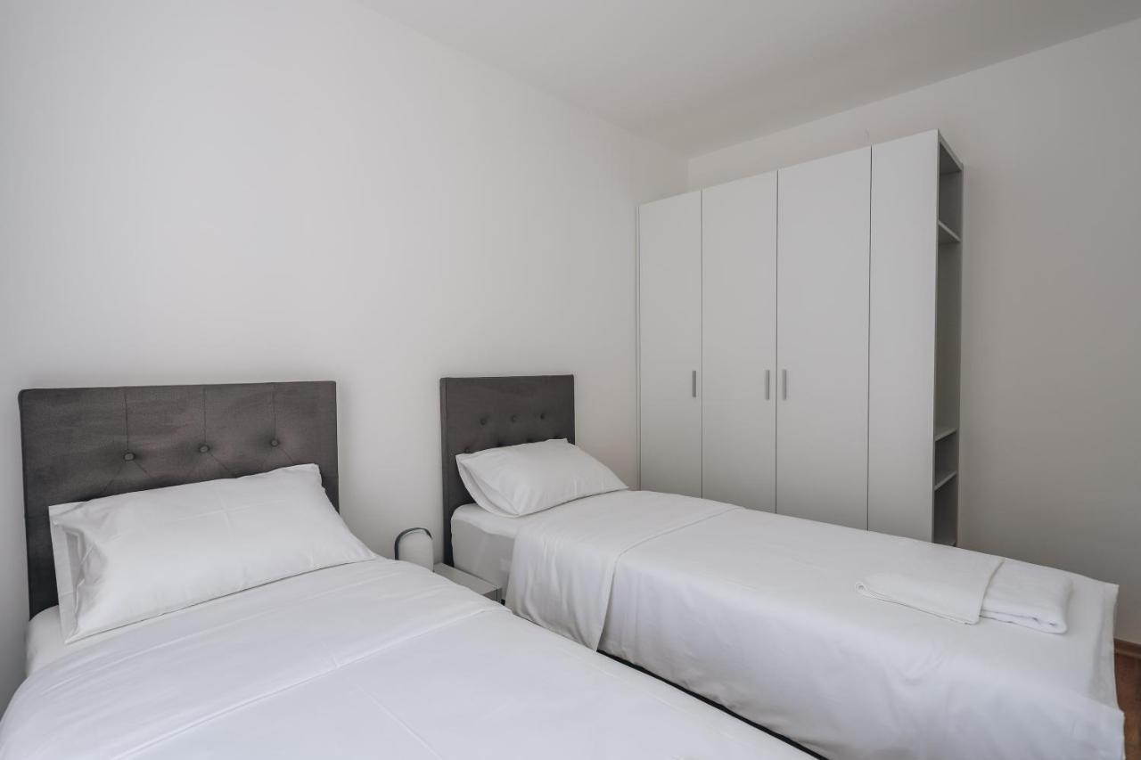 Status-M Apartments Bečići 外观 照片